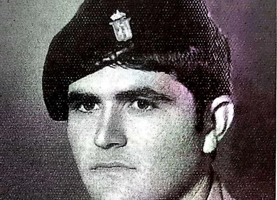 Συγκλονιστική μαρτυρία καταδρομέα: «Όποιον δω και δώσει νερό σ’ αυτά τα καθάρματα θα τον εκτελέσω»